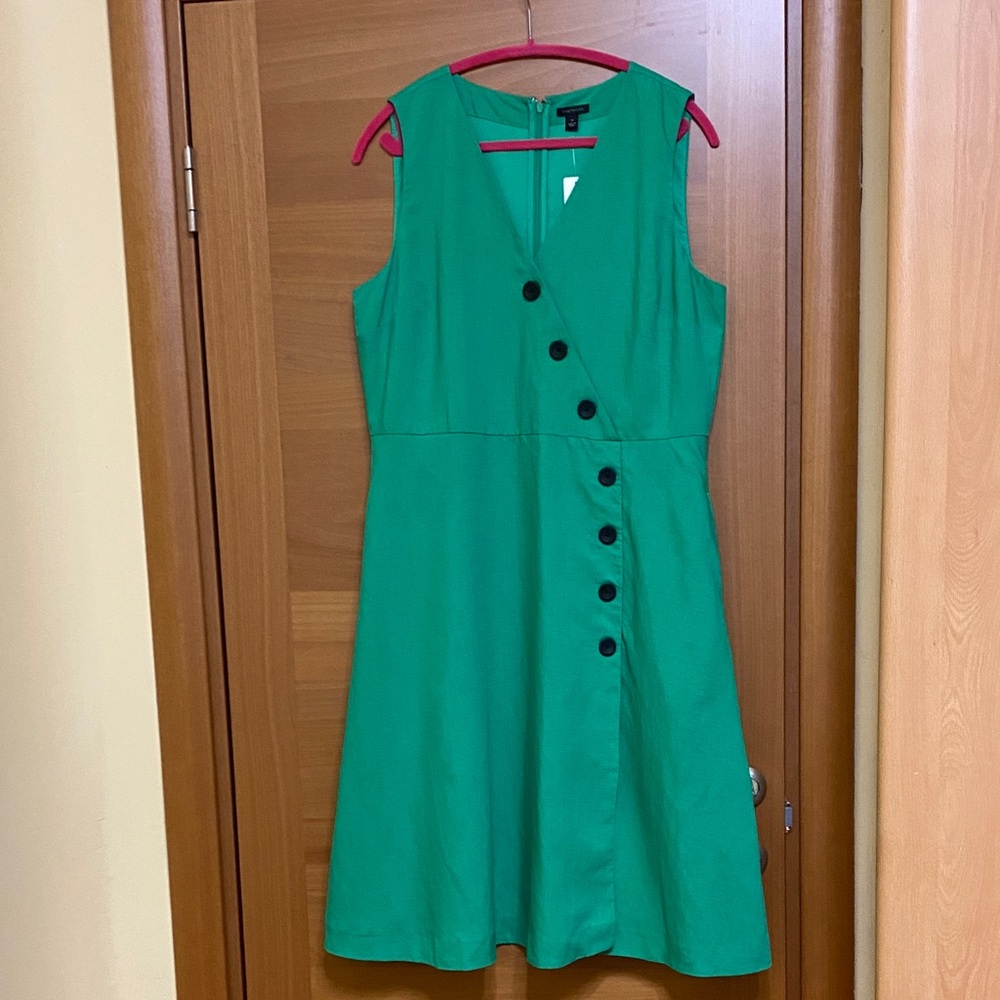 Ann Taylor Vibrant Green Button-Front Midi Dress
